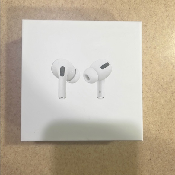 Apple AirPods Pro - 1st Generation with MagSafe (Renewed Premium)